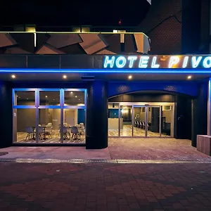 Pivot Shin-imamiya Ekimae 酒店