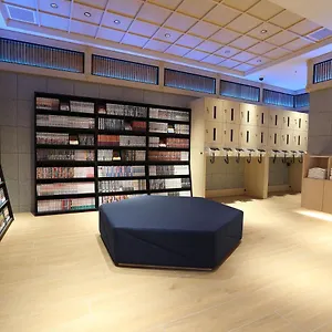 Henn Na Express Fushimi Ekimae 酒店